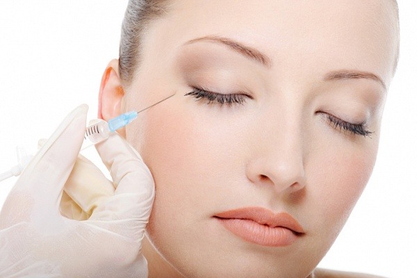 Blepharoplasty - nó là gì, nó diễn ra như thế nào, trước và sau khi chụp ảnh