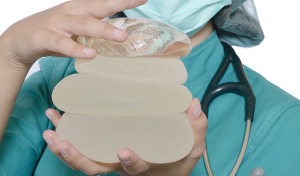 Pengangkatan payudara (mastopexy) secara kredit.Harga, tempat dan cara pengeluaran