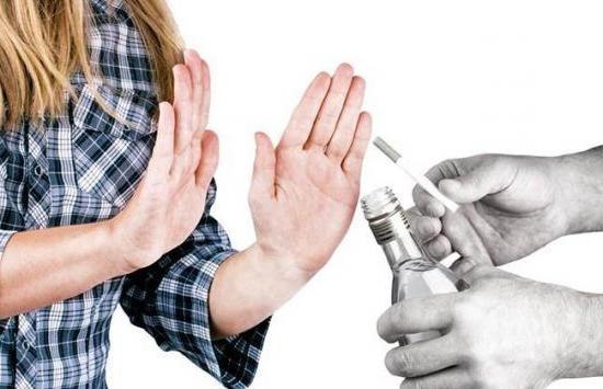 حرق دهون البطن عند النساء بالمنزل. التغذية ، التمارين ، الطرق