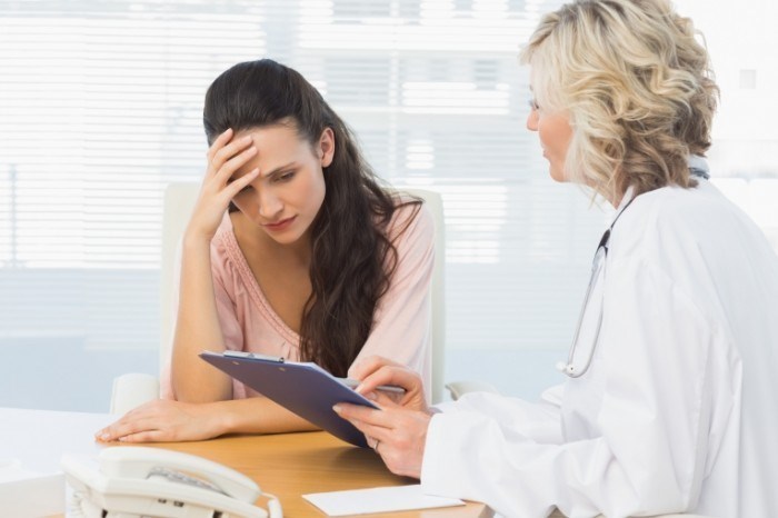 Làm sạch da mặt bằng sóng siêu âm. Nó là gì, bóc tách được thực hiện như thế nào, một bộ máy cho ngôi nhà, ảnh trước và sau