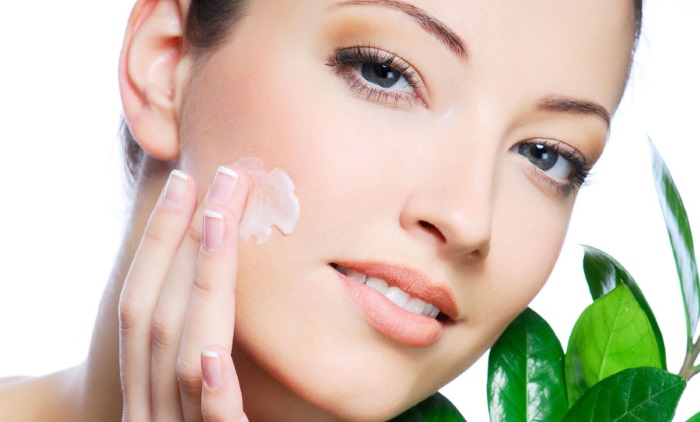 Tái tạo bề mặt da bằng laser cho các vết sẹo và sẹo. Hình ảnh trước và sau, giá cả, đánh giá. Chăm sóc da tại nhà sau liệu trình