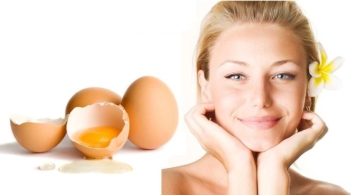 Mặt nạ tóc trị rụng tóc, tăng trưởng, mật độ. Công thức nấu ăn với sinh tố, đường, mù tạt, mật ong, dầu thầu dầu, rượu cognac