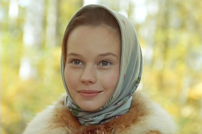 Елена Корикова - фотографије пре и после пластичне хирургије, како се глумица променила, како изгледа сада, биографија, лични живот, породица