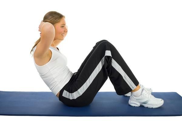 Cách bơm cơ bụng nhanh chóng cho bạn gái tại nhà. Nội quy, bài tập, chương trình đào tạo