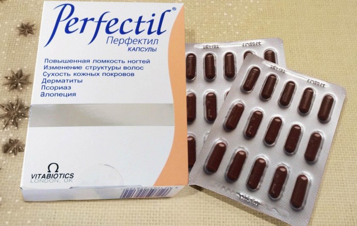 Vitamin trong ống chống rụng tóc, cho sự phát triển của móng tay, da. Phức hợp cho phụ nữ, giá cả, đánh giá
