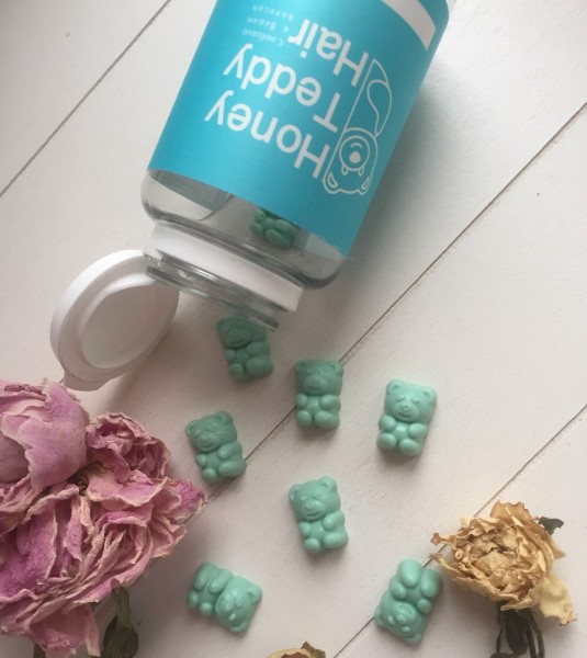Vitamin trong ống chống rụng tóc, cho sự phát triển của móng tay, da. Phức hợp cho phụ nữ, giá cả, đánh giá