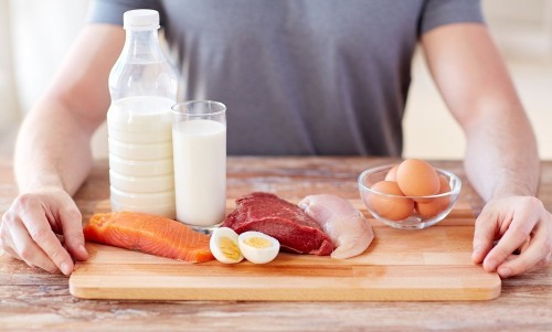Protein gemetar untuk menurunkan berat badan, pertumbuhan otot, kenaikan berat badan dan jisim otot untuk wanita. Resepi