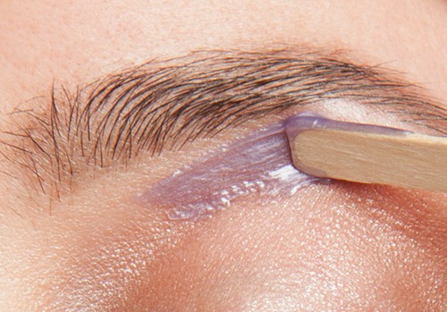 Betapa cantik dan betul untuk mencabut kening. Arahan langkah demi langkah dengan foto