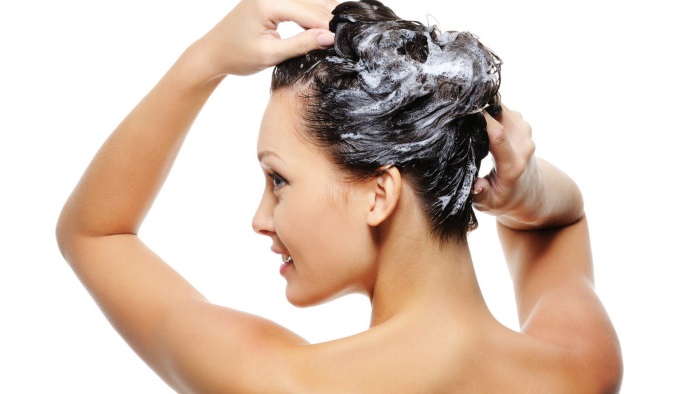 Tại sao tóc trên đầu phụ nữ lại rụng - nguyên nhân do đâu, phải làm sao, cách điều trị. Công thức dân gian trị rụng tóc, đắp mặt nạ