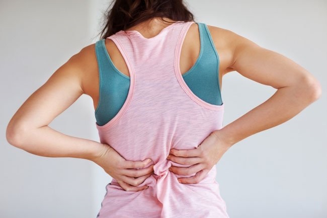 Tại sao tóc trên đầu phụ nữ lại rụng - nguyên nhân do đâu, phải làm sao, cách điều trị. Công thức dân gian trị rụng tóc, đắp mặt nạ