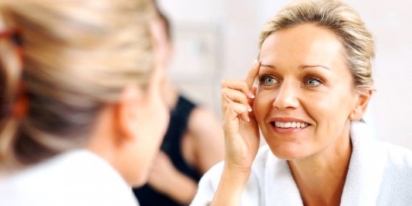 Top 10 loại kem có axit hyaluronic theo đánh giá của các chuyên gia thẩm mỹ cho làn da 40-50 tuổi