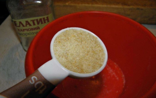 Исправљање косе народним и професионалним лековима без пеглања и фенова, кератинско исправљање