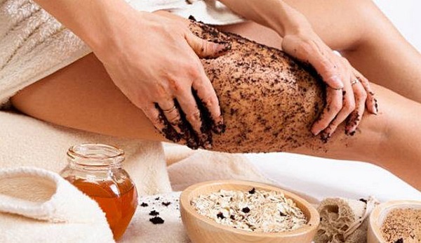 Làm thế nào để nhanh chóng loại bỏ cellulite ở dưới và chân: quấn, xoa bóp, tập thể dục
