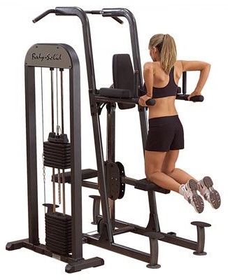Latihan asas untuk kanak-kanak perempuan di bahu dengan berat badan sendiri, dumbbells, barbell, kettlebell, expander, di rumah dan di gim