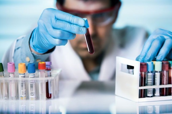 Lipolisi laser: cos'è, come si fa, indicazioni e controindicazioni. Recensioni di medici e pazienti, foto