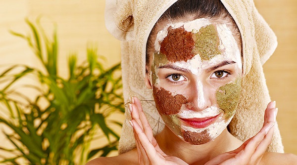 Mascarillas faciales con aceite de oliva. Las mejores recetas con miel, huevo, limón, aceite para arrugas, sequedad y descamación