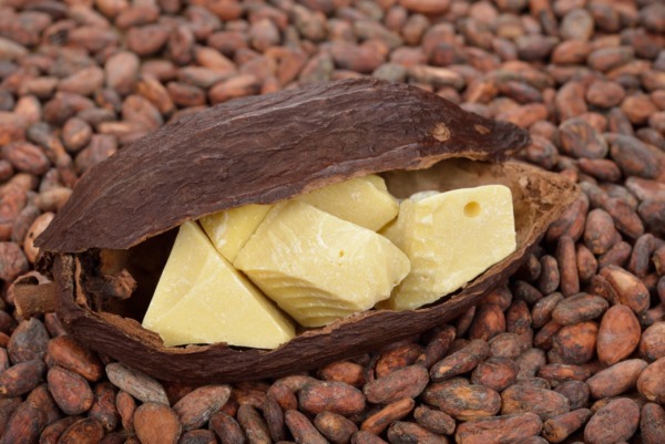 Manteca de cacao: propiedades útiles y aplicaciones en cosmetología. Recetas para rostro, manos, cuerpo, cabello en casa