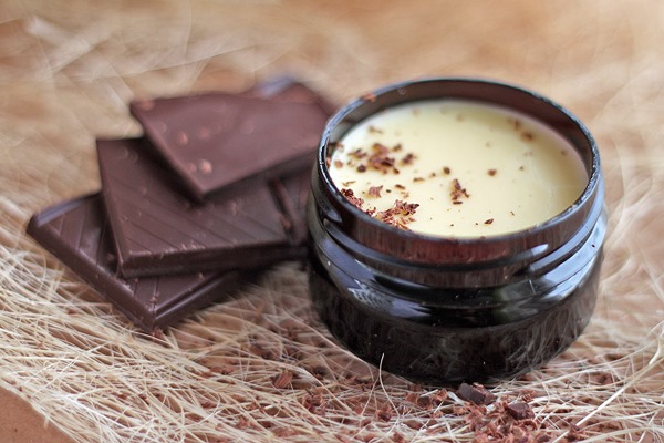 Manteca de cacao: propiedades útiles y aplicaciones en cosmetología. Recetas para rostro, manos, cuerpo, cabello en casa