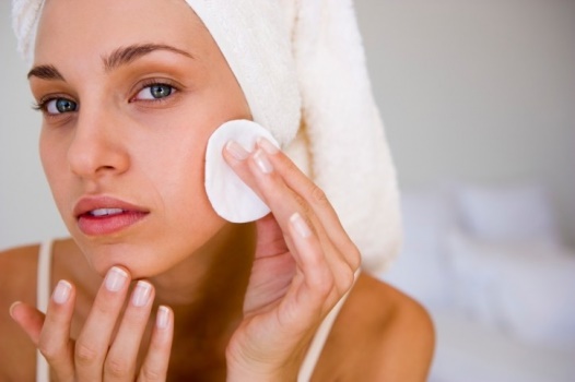 Trẻ hóa khuôn mặt - nó là gì, ưu và nhược điểm, trước và sau khi chụp ảnh, chỉ định và chống chỉ định
