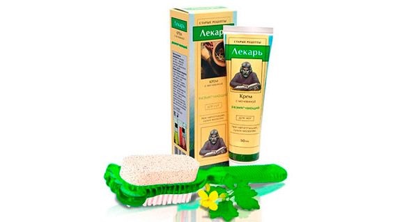 Biện pháp khắc phục cho gót chân nứt nẻ: dân gian với glycerin, amoniac, giấm, trứng, peroxide, lô hội, vitamin E, calendula
