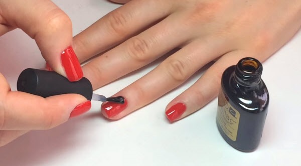 Cách tẩy sơn gel bằng nước tẩy sơn móng tay và không. Tất cả các phương pháp và phương tiện tại nhà. Hướng dẫn từng bước và mẹo video
