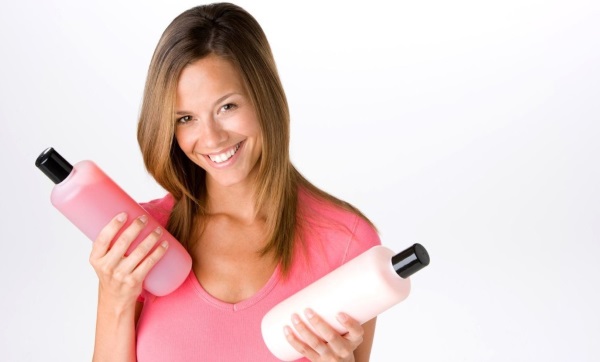 Chăm sóc tóc đặc biệt. Công thức cho độ dày, sau khi duỗi thẳng keratin, uốn, nhuộm màu, vào mùa hè và mùa đông