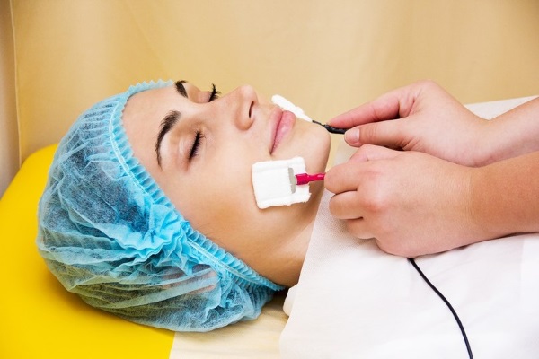 Axit hyaluronic cho môi: ảnh trước và sau, ưu nhược điểm, tác dụng, chống chỉ định. Giá thủ tục và đánh giá