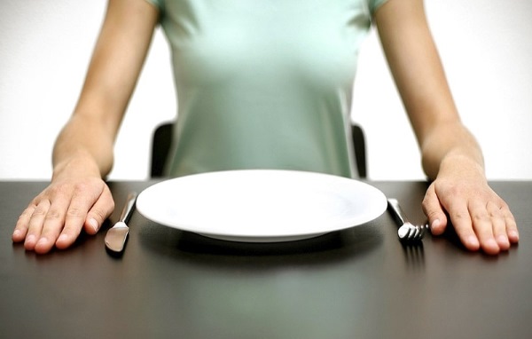 Cara menurunkan 5 kg dalam seminggu dan membuang perut. Pemakanan, diet, senaman