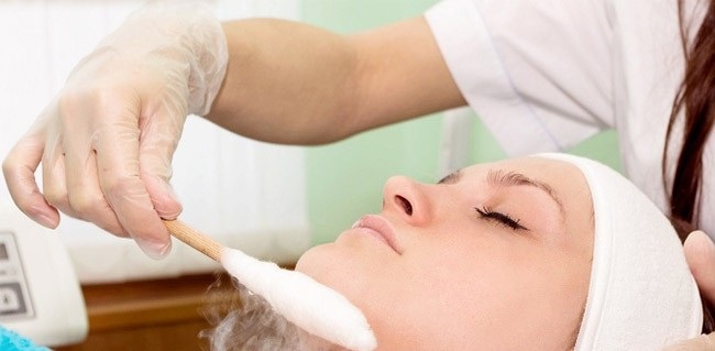 Làm lạnh mặt bằng nitơ lỏng - nó là gì, nó được thực hiện như thế nào, chỉ định và chống chỉ định, kết quả. Giá, đánh giá, ảnh