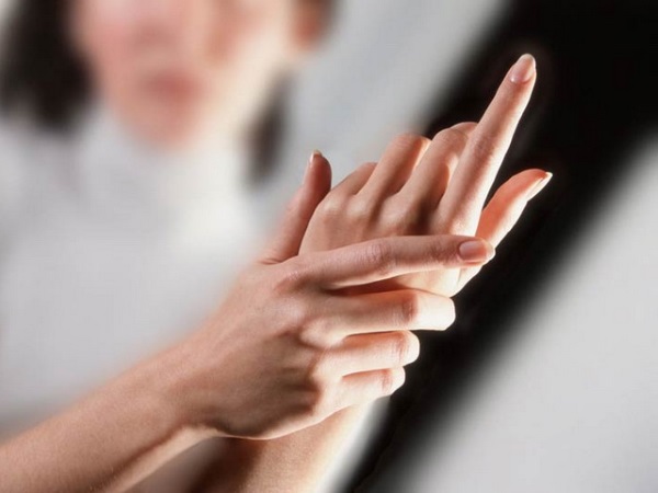 Xeomin. Hướng dẫn sử dụng trong thẩm mỹ, thần kinh. Giá cả, chất tương tự