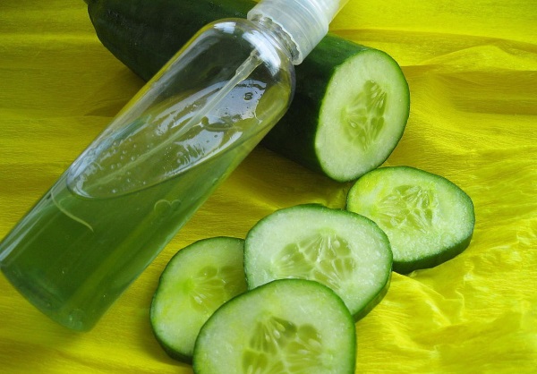 Azeite anti-rugas para o rosto. Quem é adequado, benefícios e malefícios, recursos do aplicativo. Receitas para máscaras, compressas, cremes, loções, esfoliantes