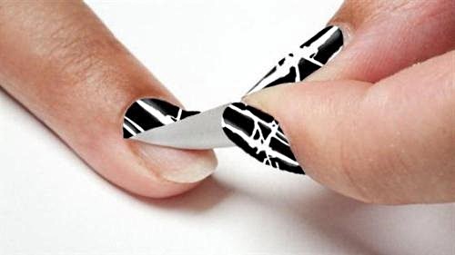 Thanh trượt cho móng tay. Thiết kế, cách sử dụng, dán keo, sử dụng với gel đánh bóng, 3d, hình học. Đề án, giấy nến để làm móng, ảnh