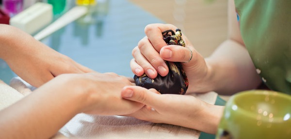 Manicure japonesa: o que é, P-shine, Masura, sets e tecnologia passo a passo com uma foto