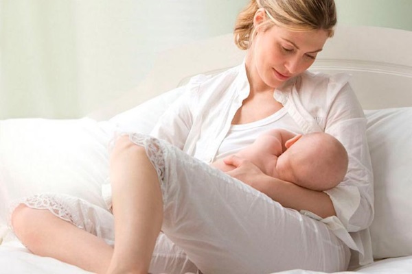 Thuốc mỡ heparin cho mặt trong thẩm mỹ. Thuộc tính và ứng dụng cho các nếp nhăn, vết thâm, túi, bọng dưới mắt