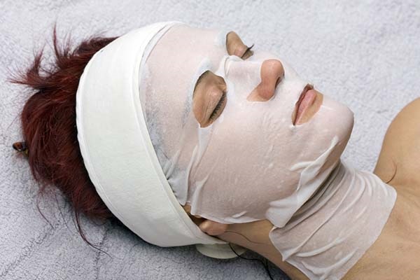 Thuốc mỡ heparin cho mặt trong thẩm mỹ. Thuộc tính và ứng dụng cho các nếp nhăn, vết thâm, túi, bọng dưới mắt
