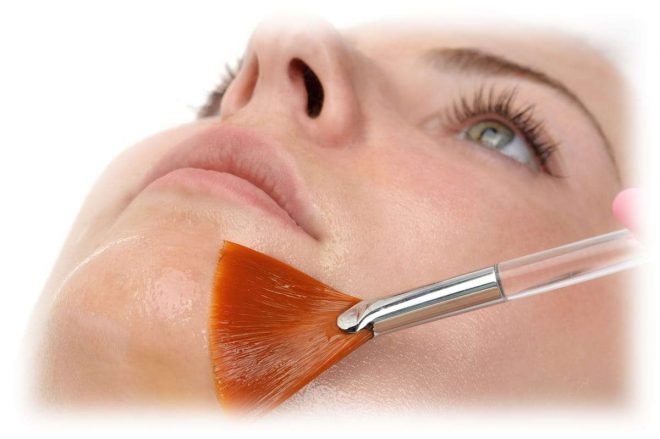 Qué es la hidroquinona, aplicación en cosmetología: cremas blanqueadoras, peeling, pomadas, tabletas. Achroactive max, opiniones