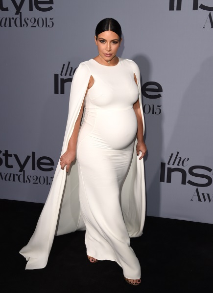 Kim Kardashian. Hình ảnh, phẫu thuật thẩm mỹ, tiểu sử, thông số hình thể, chiều cao và cân nặng. Ngoại hình của bạn thay đổi như thế nào?