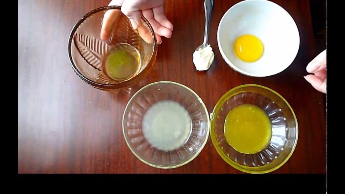 Mặt nạ cho sự phát triển và mật độ tóc. Công thức nấu ăn với trứng, mật ong, rượu cognac, gelatin, dầu ngưu bàng, kefir, mù tạt