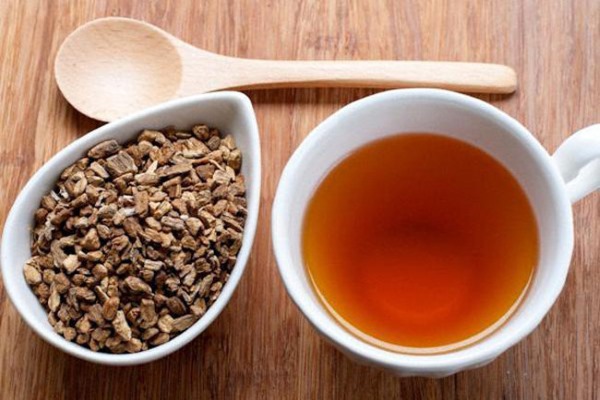 Mẹ để tóc. Tính chất và ứng dụng trong thẩm mỹ, cách thêm vào dầu gội. Nhận xét của các nhà trichologist và bác sĩ da liễu