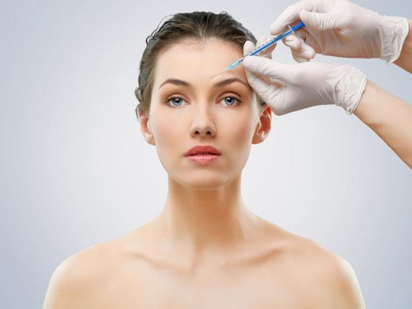 Olga Drozdova trước và sau khi phẫu thuật thẩm mỹ. Ảnh thời trẻ, bây giờ trông như thế nào, nó đã thay đổi như thế nào
