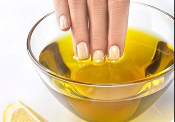 Fortalecimento das unhas em casa com remédios populares, gel, acrílico, pó, sal marinho