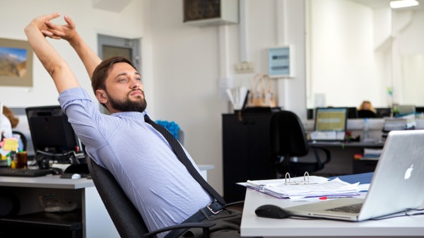 Hạ huyết áp. Nó là gì, một trình mô phỏng, một kỹ thuật thực thi. Cách thực hiện bài tập tại nhà mà không cần thiết bị mô phỏng, trên một quả bóng lăn. Chống chỉ định