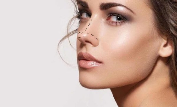 منتديات الجراحة التجميلية. تقييمات الجراحين والعيادات. أسعار العملية