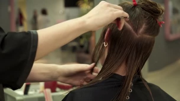 Нанопластика косе. Шта је то, за и против, последице. Како купити композицију, како направити