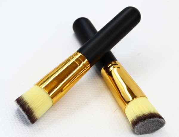 Lecciones de maquillaje para principiantes. Instrucción, explicación paso a paso, video