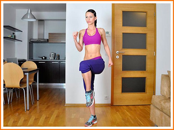 Chạy bộ tại chỗ để giảm cân. Kỹ thuật, thời gian, bài tập đốt cháy calo