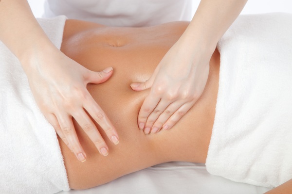 Cách massage giảm béo bụng và hai bên hông: hút chân không, Trung Quốc, chống cellulite nội tạng, dẫn lưu bạch huyết