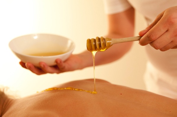 Cách massage giảm béo bụng và hai bên hông: hút chân không, Trung Quốc, chống cellulite nội tạng, dẫn lưu bạch huyết