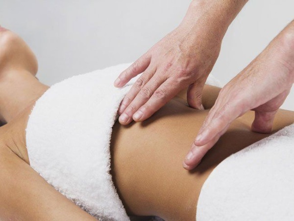 تدليك تنحيف البطن. كيف تصنع علب الفراغ بنفسك. فيديو