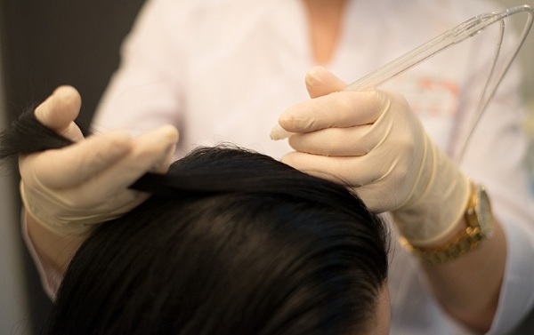 Peeling de couro cabeludo. Receitas para queda de cabelo, caspa, oleosidade, para crescimento, pele sensível